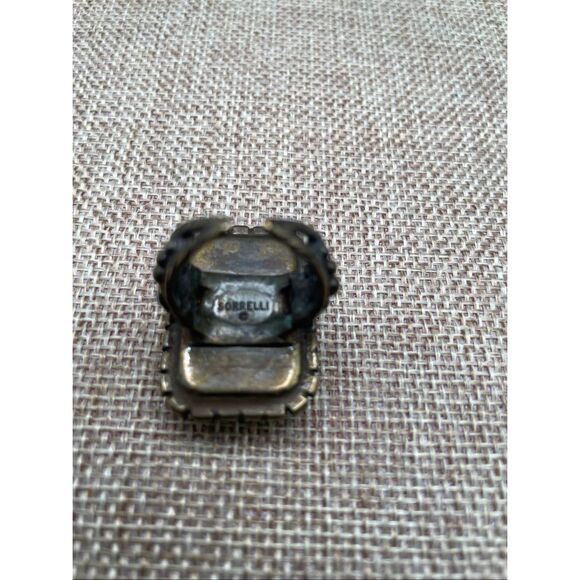 Sorrelli Oversized Green Swarovski Crystal Statement Ring - Picture 5 of 7